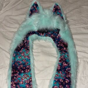 MCC mint fox Spirithood